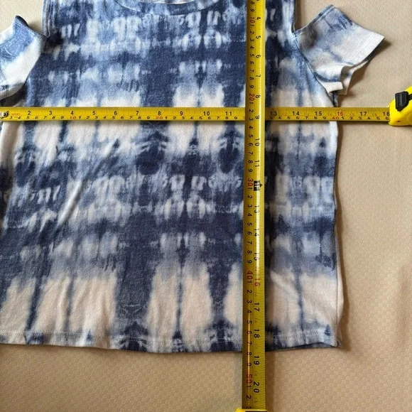 Hollister Blue and White Tie-Dye Short Sleeve Tees - Picture 4 of 5